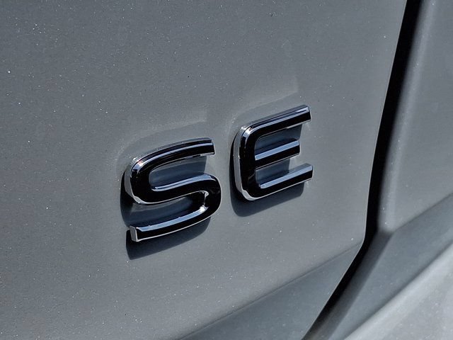 Certified 2026 Volkswagen Jetta SE FWD image 8