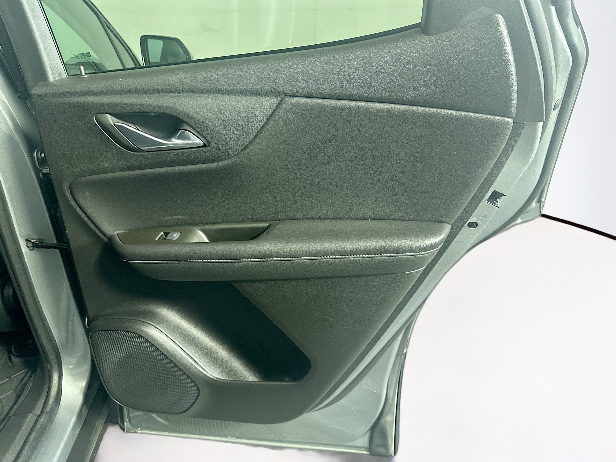 Used 2023 Chevrolet Blazer LT w/ Convenience Package image 32