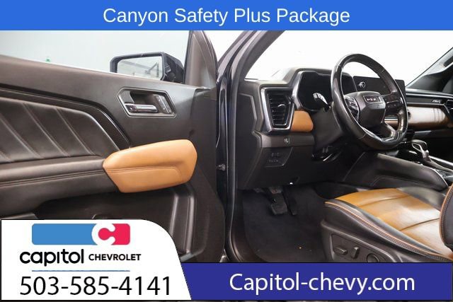 Used 2023 GMC Canyon AT4 w/ AT4 Premium Package AWD/4WD image 10