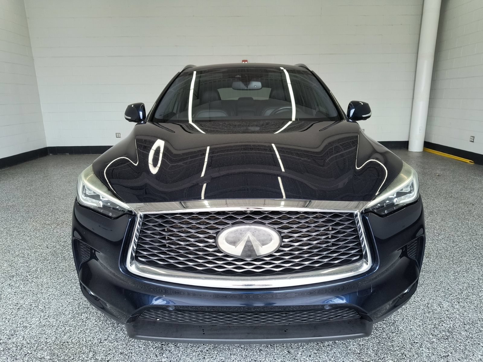 Used 2019 INFINITI QX50 Essential w/ Sensory Package FWD image 8