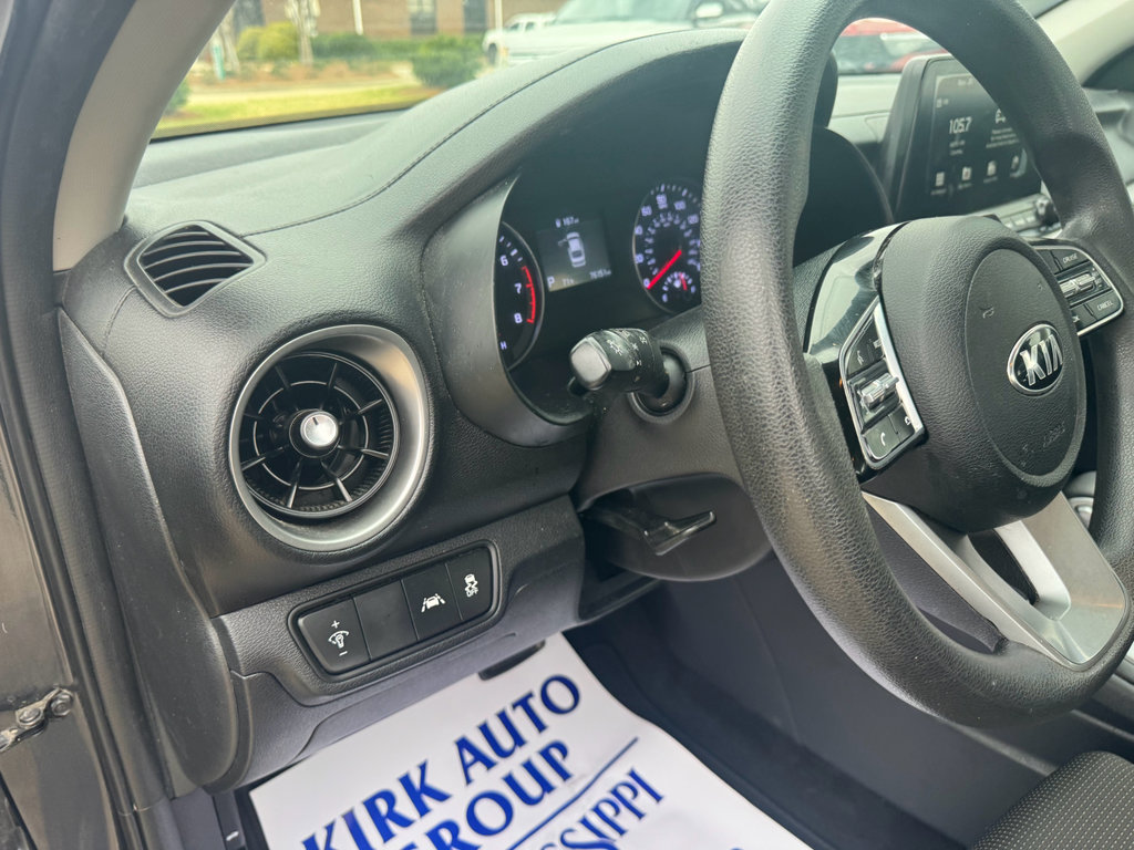Used 2021 Kia Forte LXS image 17