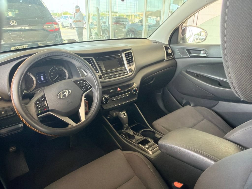 Used 2017 Hyundai Tucson SE w/ SE Popular Package 02 FWD image 7