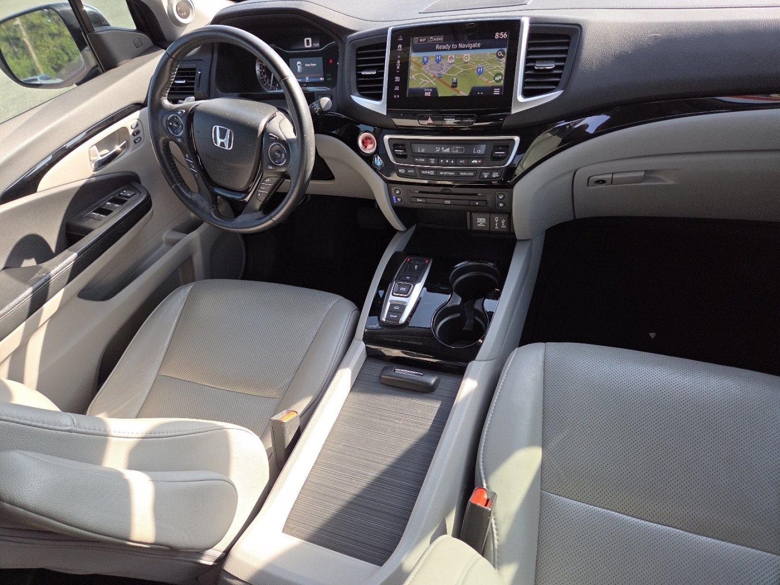 Used 2018 Honda Pilot Elite image 25