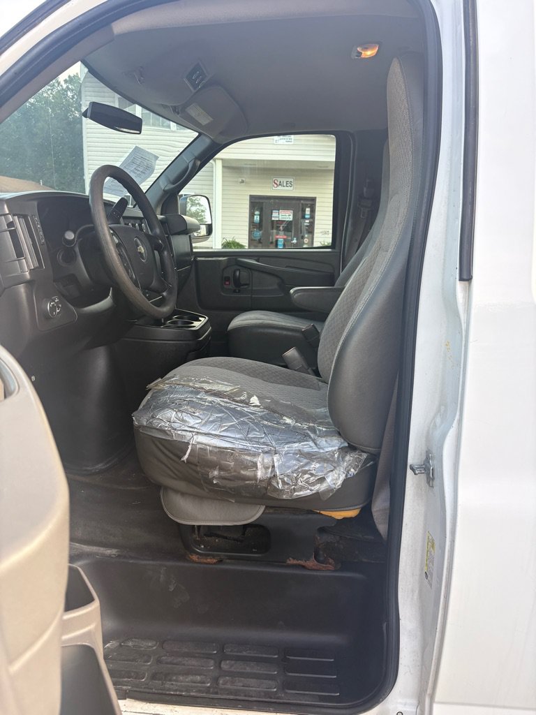 Used 2014 Chevrolet Express 3500 LT w/ LT Preferred Equipment Group RWD image 9