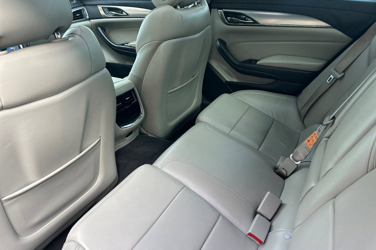 Used 2019 Cadillac CTS Luxury image 11
