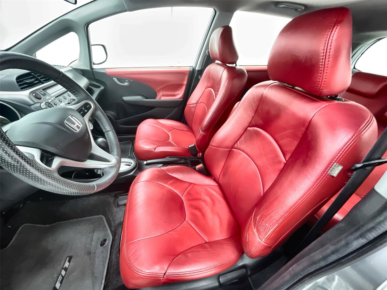 Used 2011 Honda Fit Sport image 17