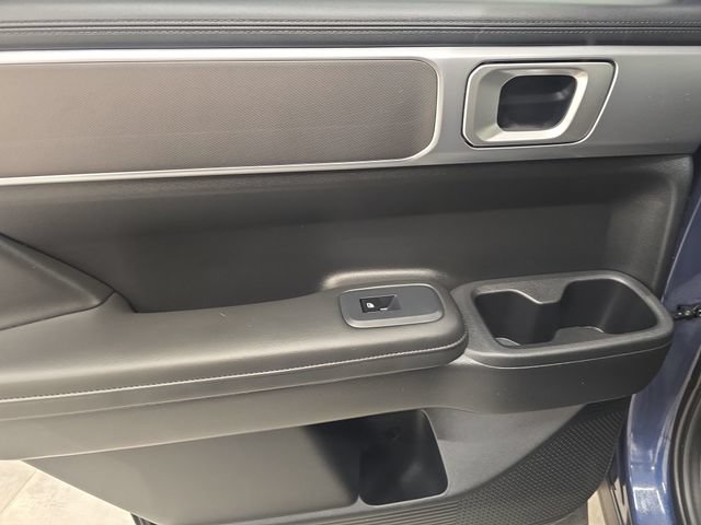Used 2025 Hyundai Santa Fe SEL FWD image 18