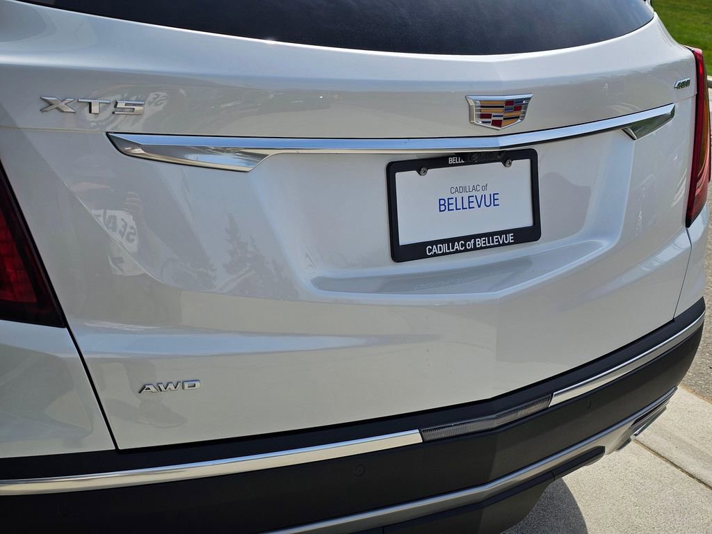 New 2026 Cadillac XT5 Premium Luxury w/ Driver Assist Package AWD/4WD image 14