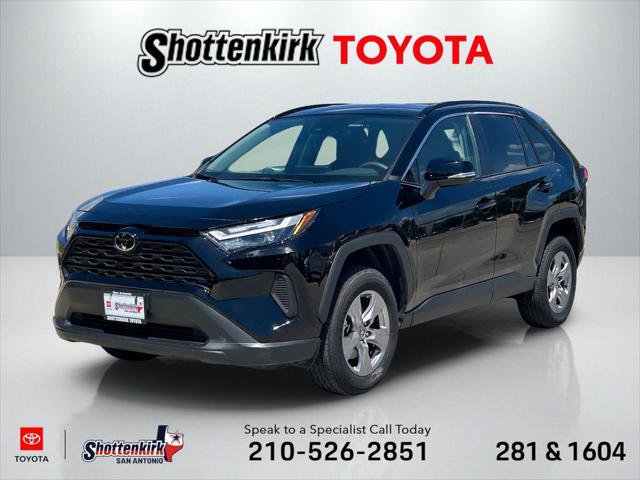 Certified 2025 Toyota RAV4 XLE FWD image 1