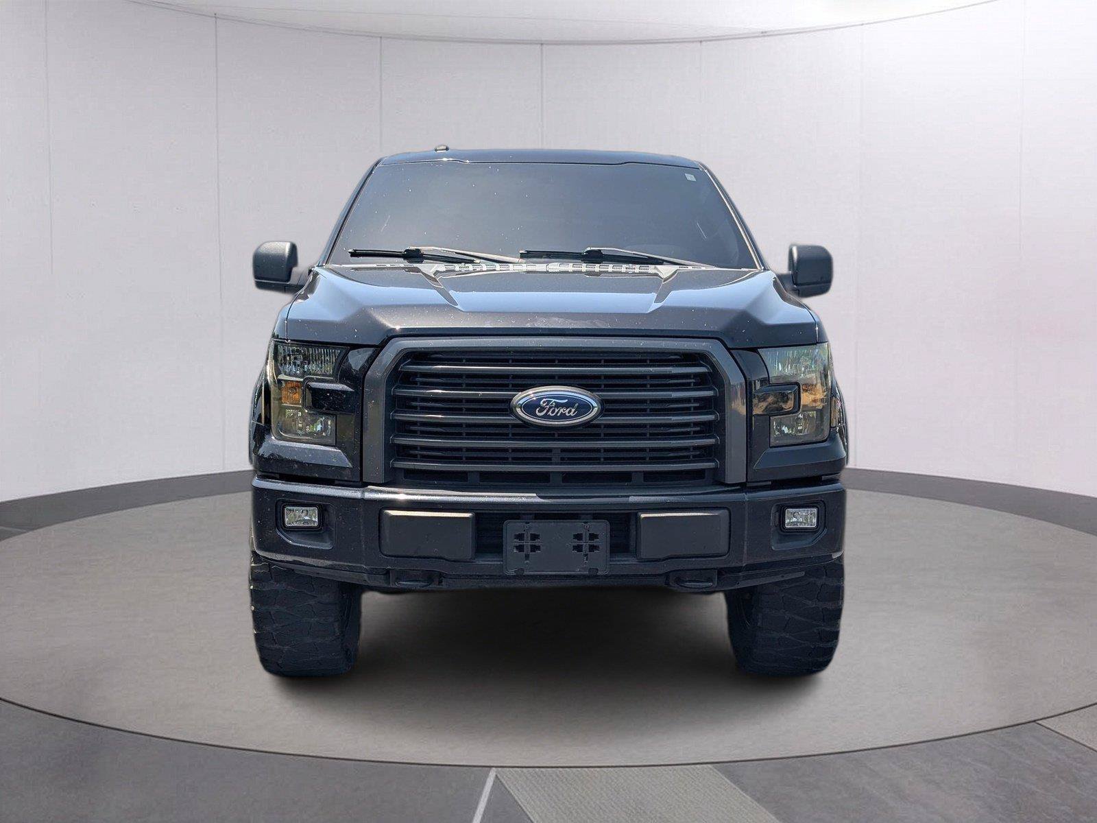 Used 2016 Ford F150 XLT w/ Equipment Group 302A Luxury AWD/4WD image 9