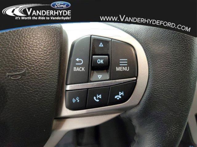 Used 2023 Ford Explorer XLT w/ Equipment Group 202A image 25