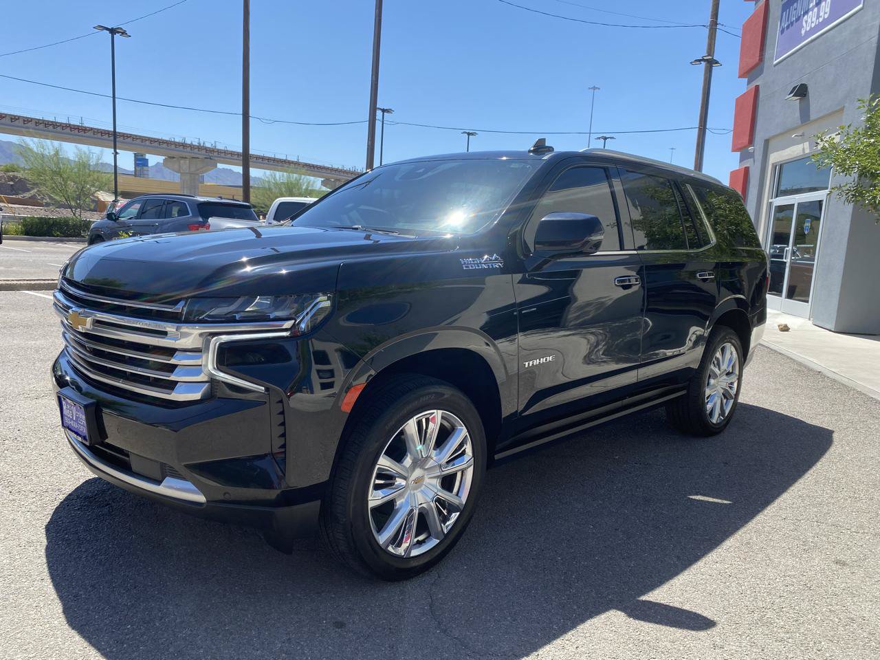 Used 2023 Chevrolet Tahoe High Country AWD/4WD image 10