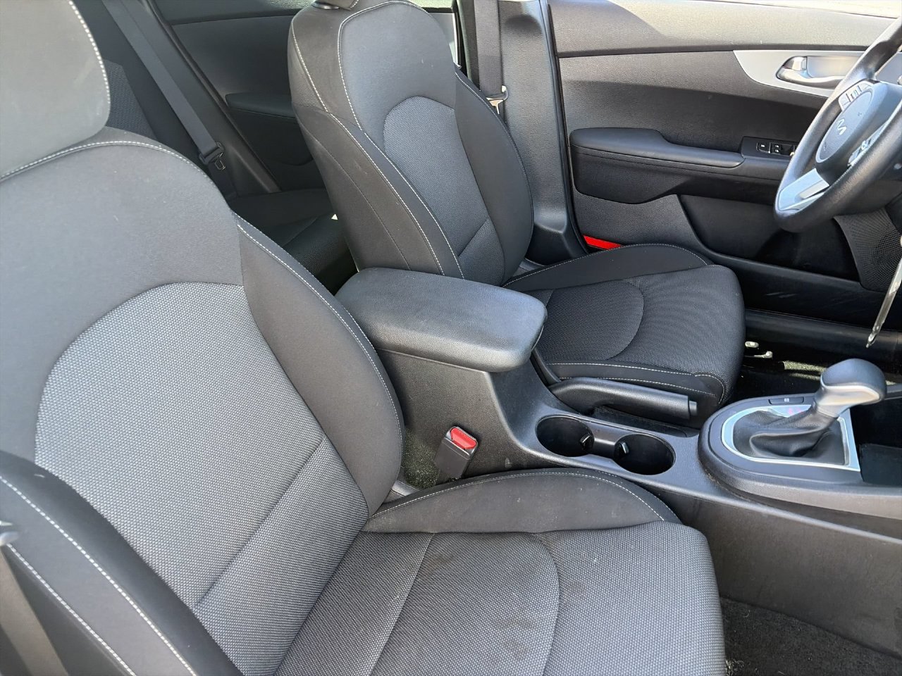 Certified 2024 Kia Forte LXS FWD image 10
