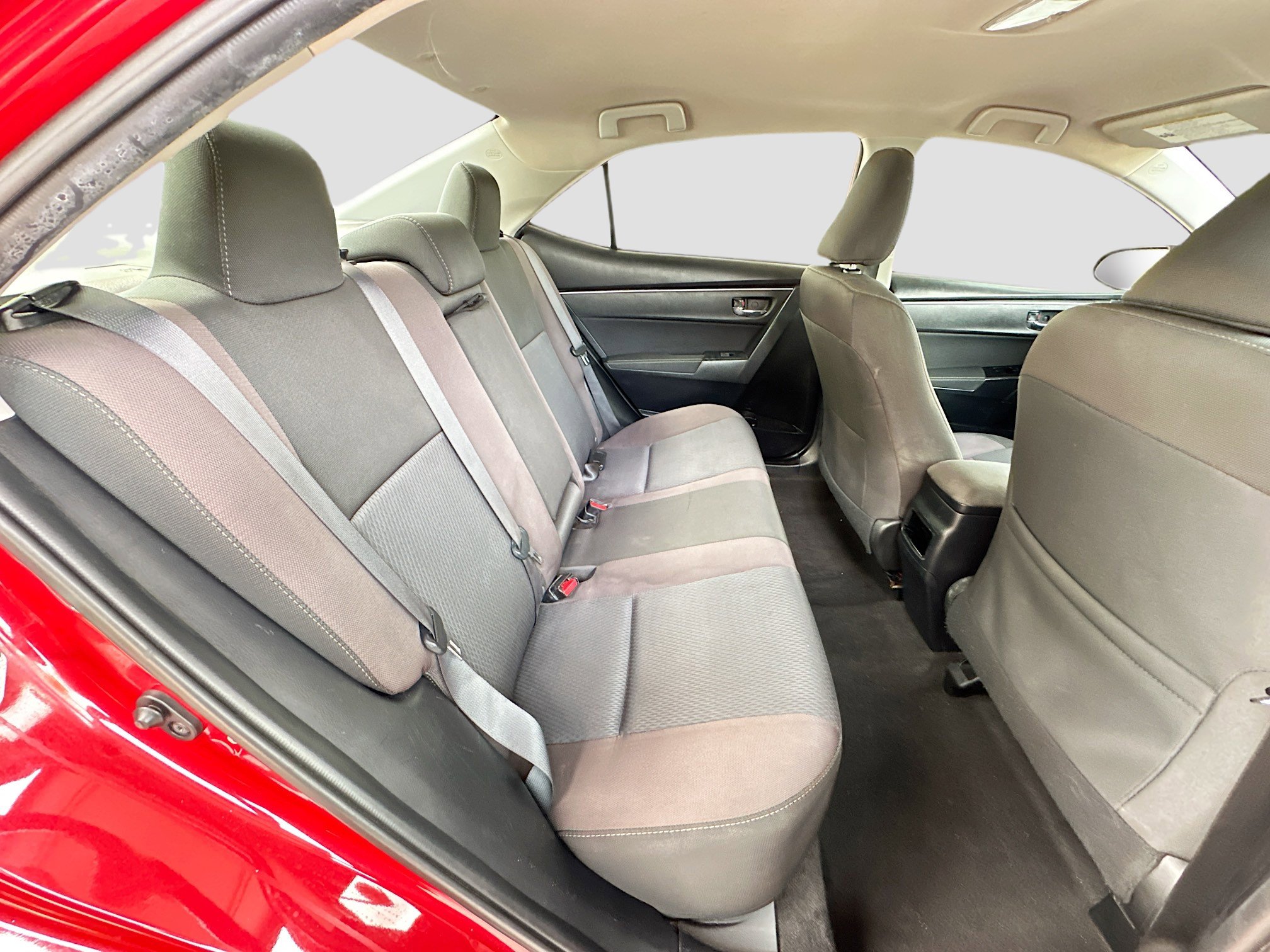 Used 2017 Toyota Corolla LE image 22