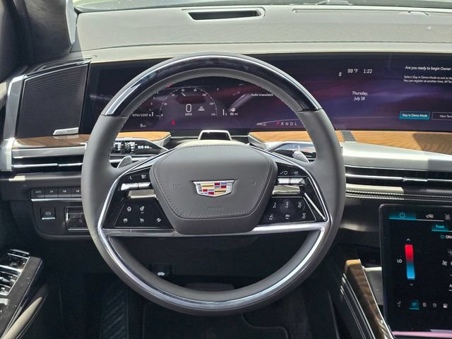 New 2026 Cadillac Escalade ESV Platinum Luxury AWD/4WD image 17