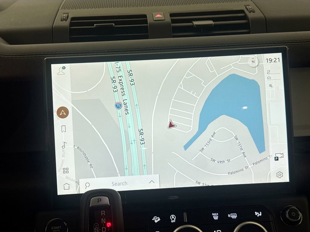 New 2026 Land Rover Defender 110 X-Dynamic SE AWD/4WD image 12