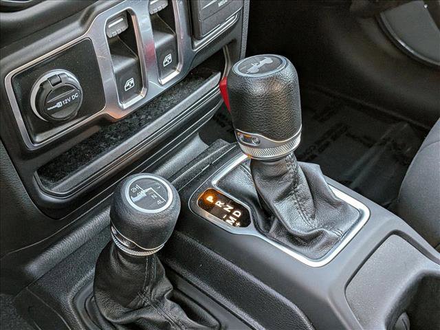 Used 2023 Jeep Wrangler Sport S image 12