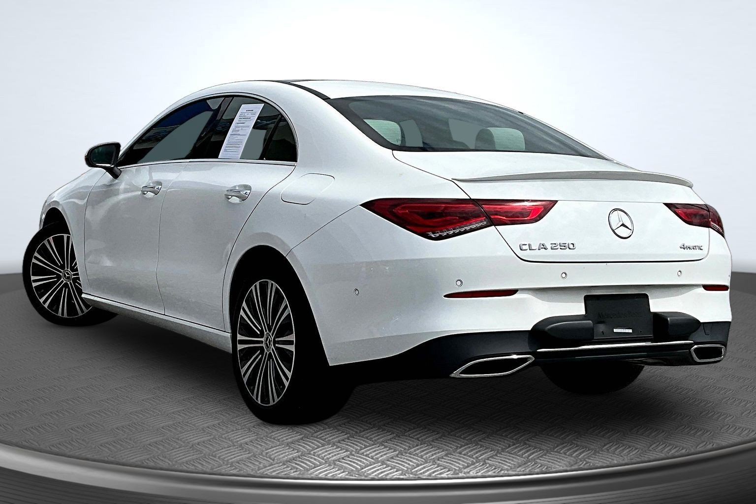 Used 2023 Mercedes-Benz CLA 250 4MATIC w/ Premium Package image 3