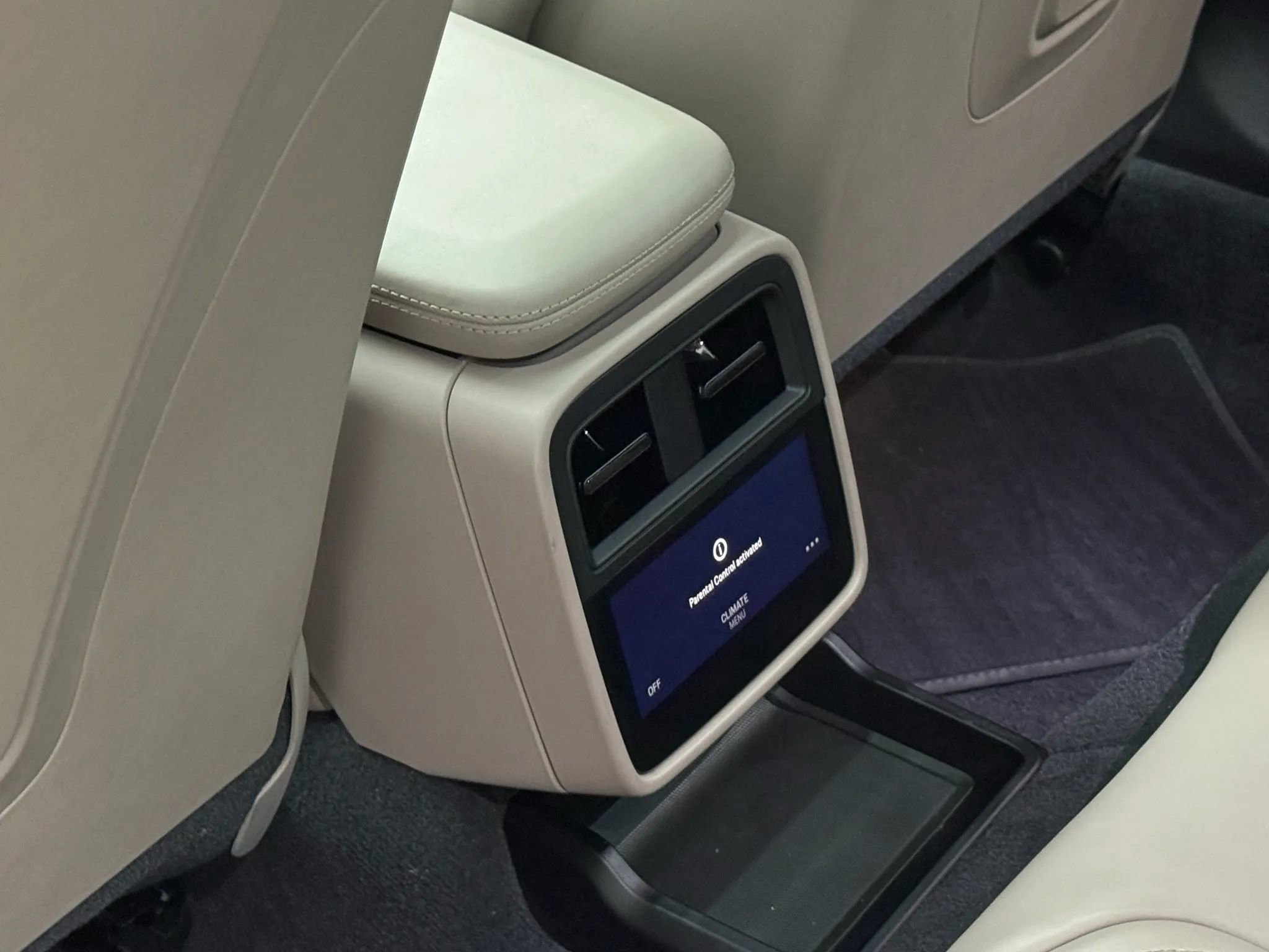 Used 2023 Porsche Taycan GTS AWD/4WD image 30