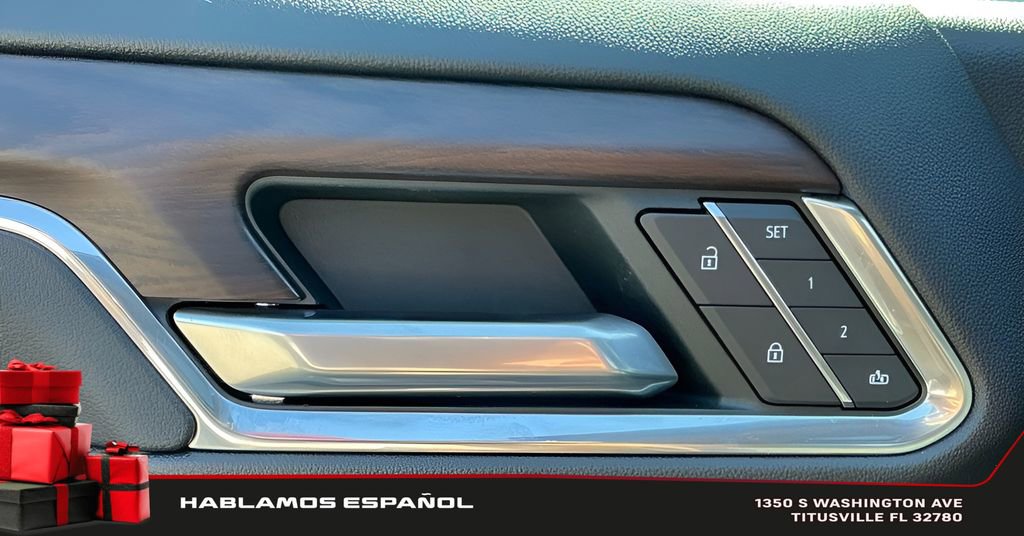 Used 2022 GMC Sierra 1500 SLT w/ SLT Premium Plus Package image 43