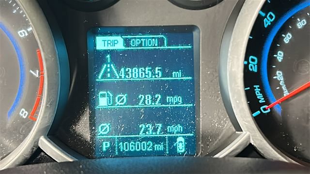 Used 2014 Chevrolet Cruze LS FWD image 18
