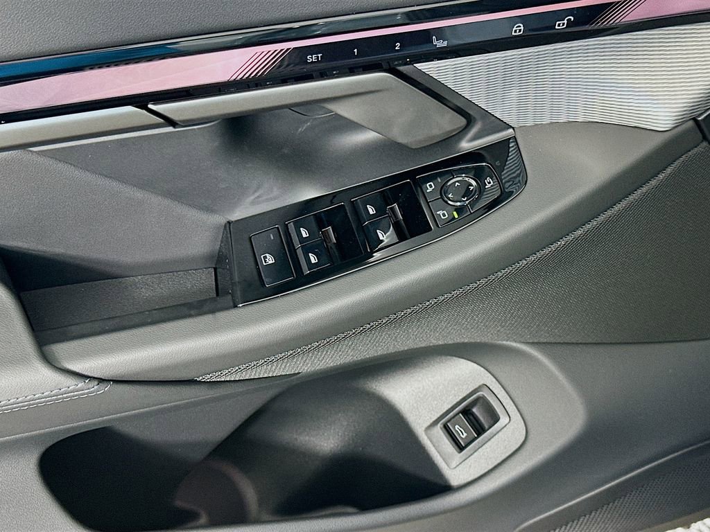 New 2026 BMW i5 eDrive40 w/ M Sport Package image 20