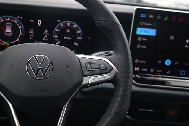 New 2026 Volkswagen Tiguan SE R-Line image 8