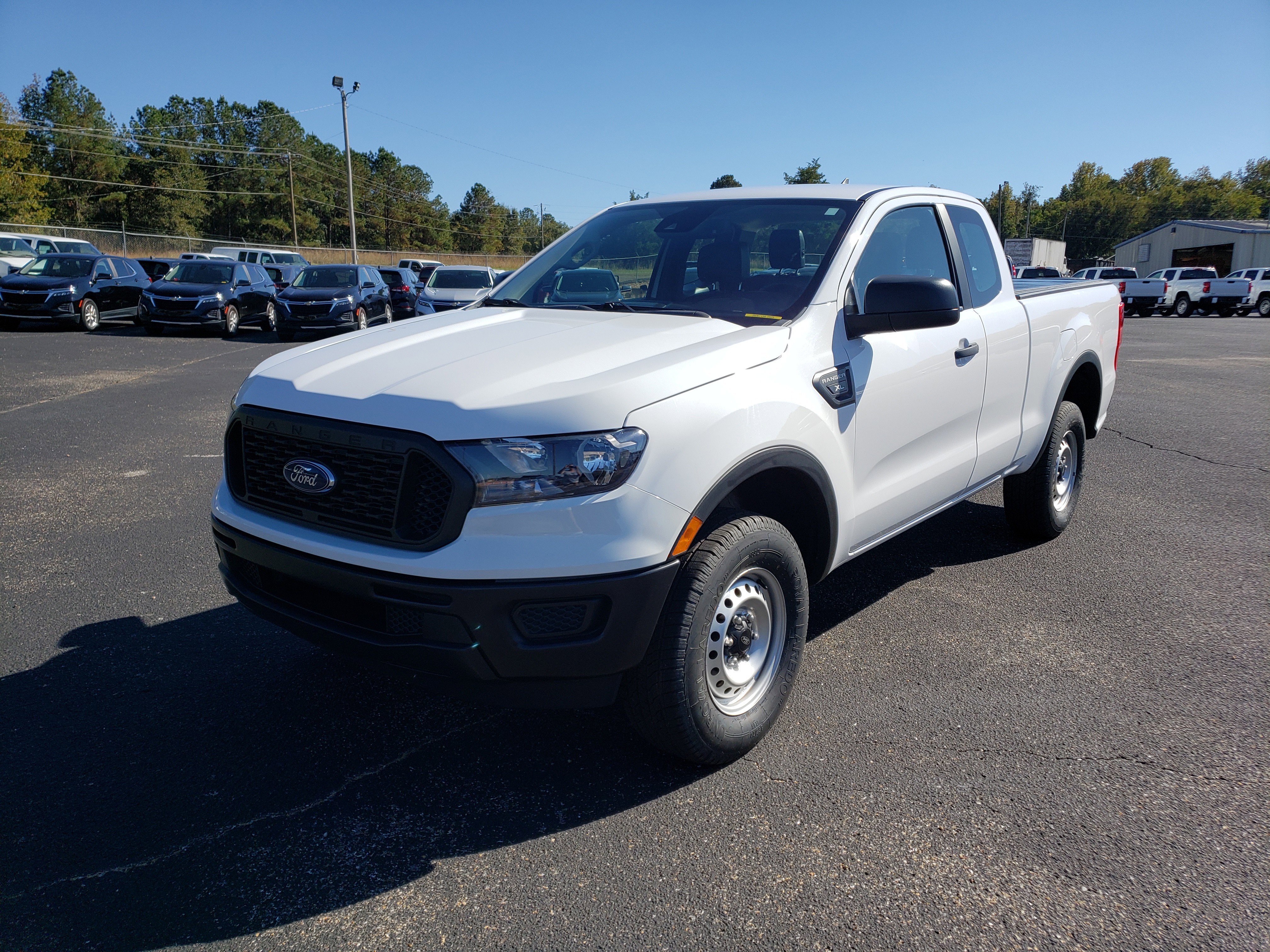 Used 2023 Ford Ranger XL image 2