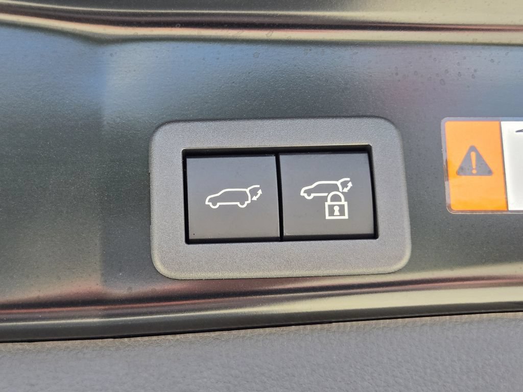 Used 2026 Toyota RAV4 XSE w/ Weather Package AWD/4WD image 14