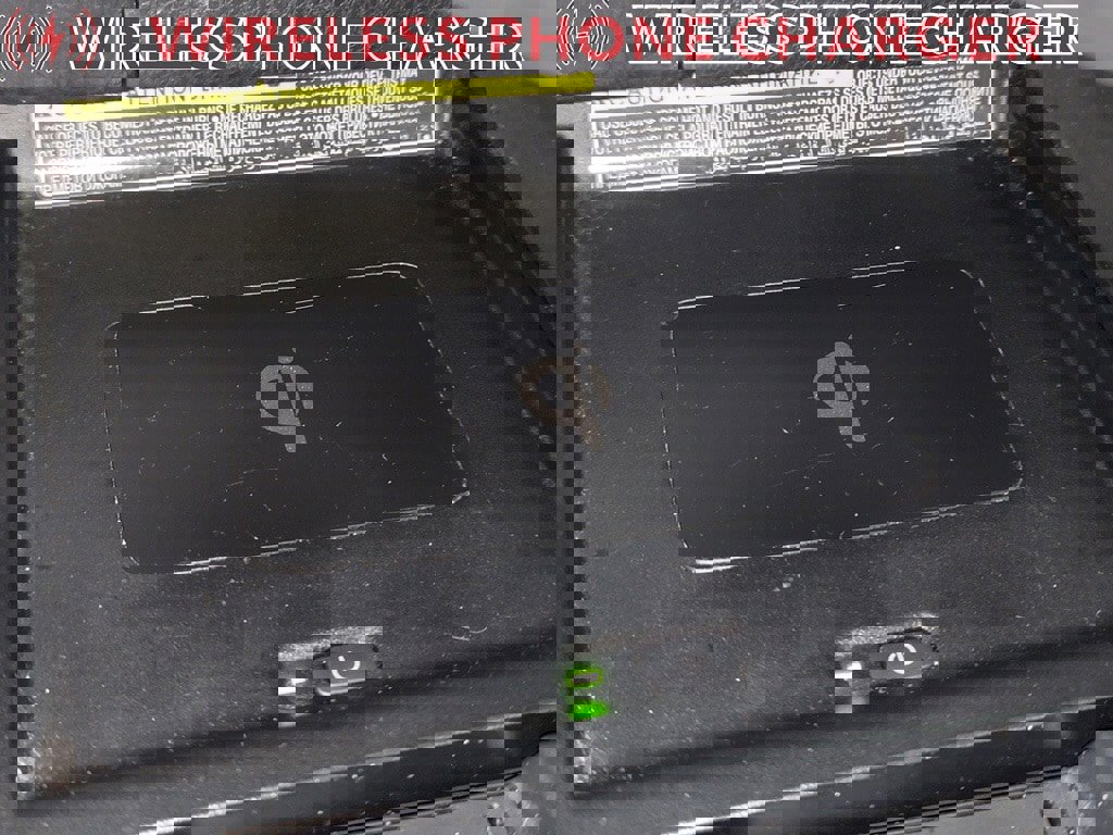 Used 2020 Toyota Camry XLE image 25