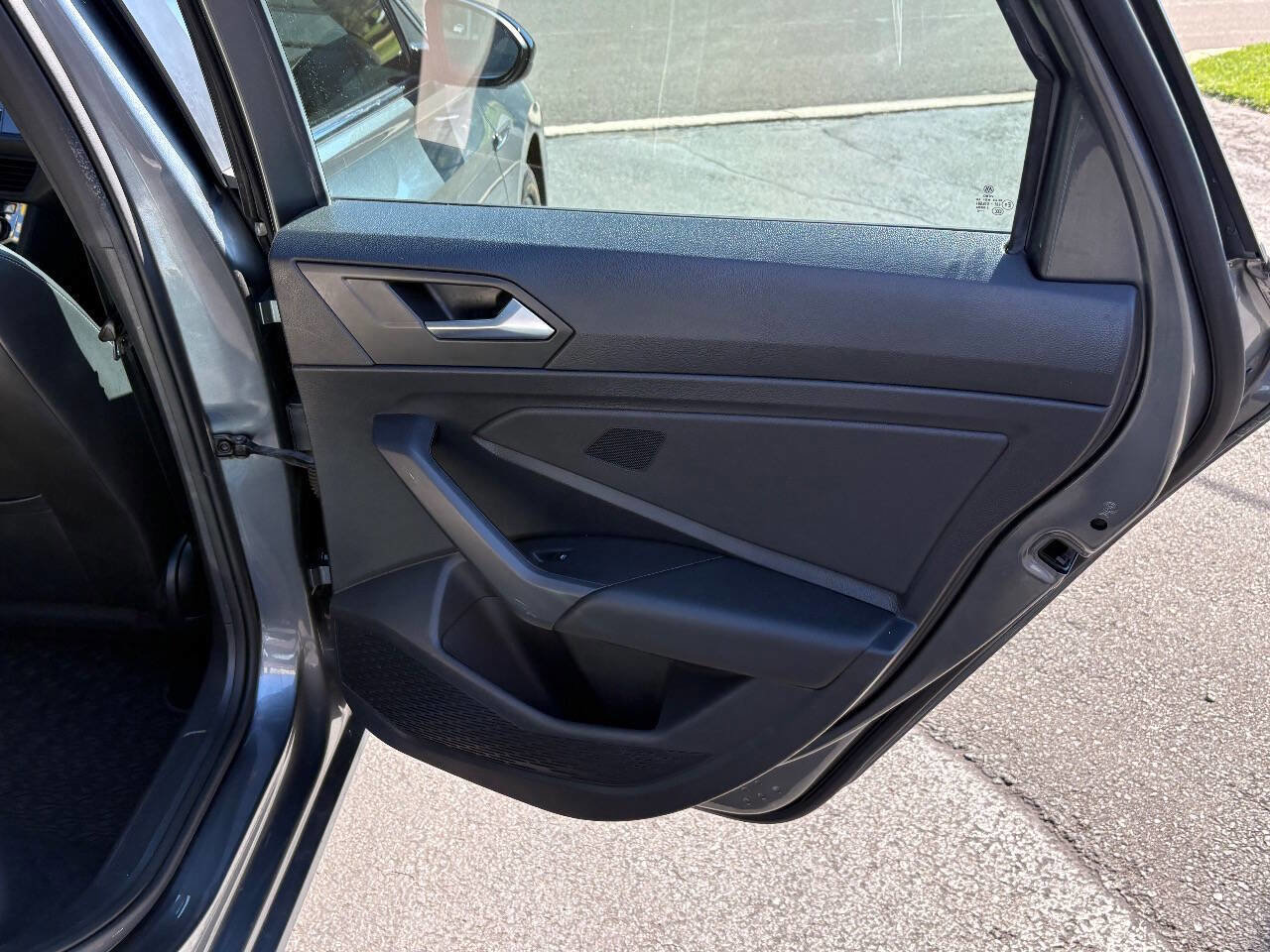 Used 2020 Volkswagen Jetta R-Line image 25