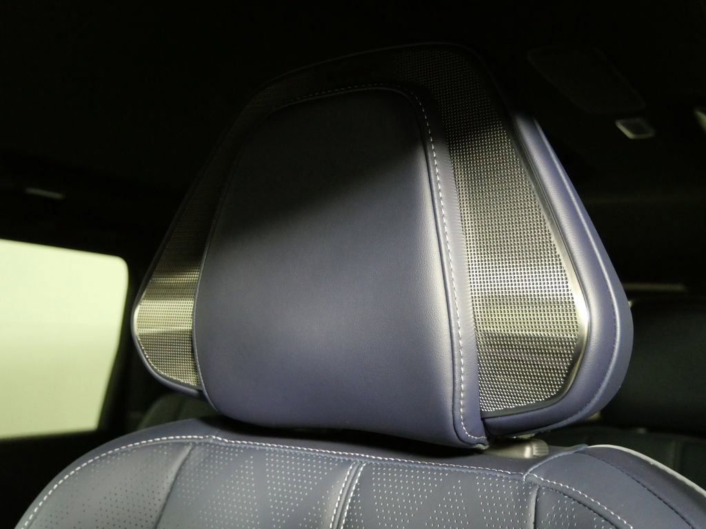 New 2026 INFINITI QX80 4WD w/ Sport Exterior Package image 19