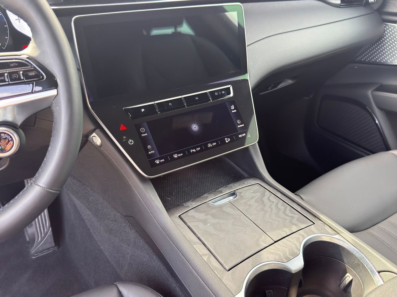 Certified 2023 Maserati Grecale GT image 25