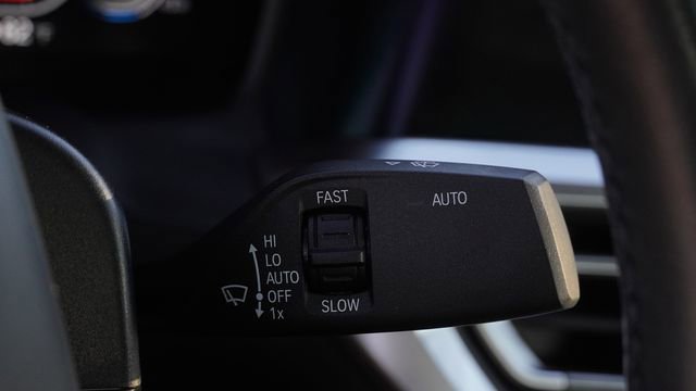 Used 2022 BMW 430i Convertible image 25