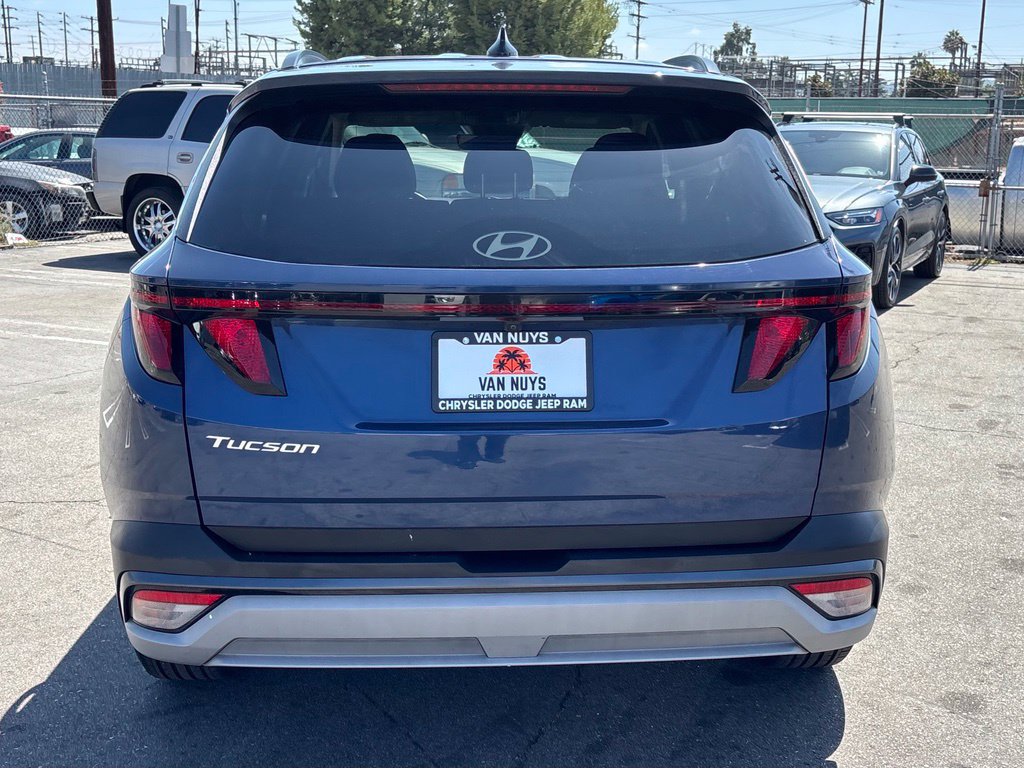 Used 2025 Hyundai Tucson SEL FWD image 4
