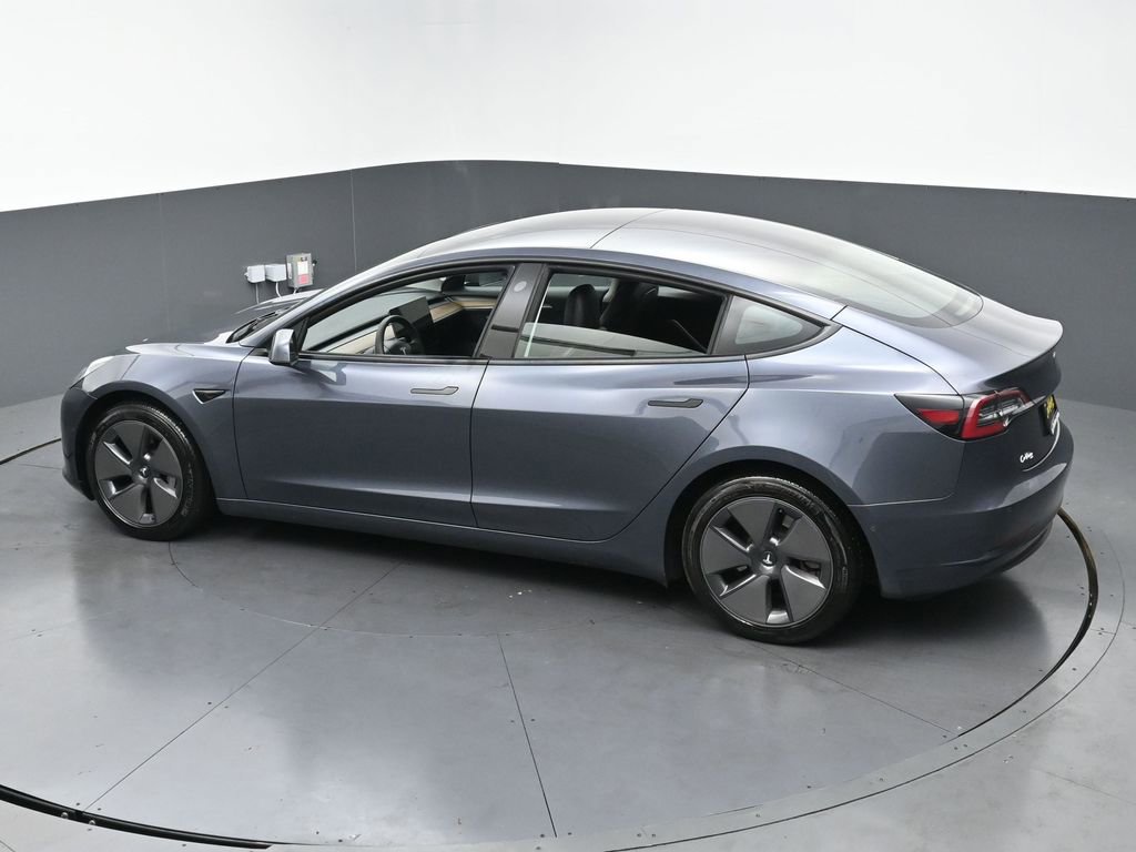 Used 2022 Tesla Model 3 Standard Range RWD image 45
