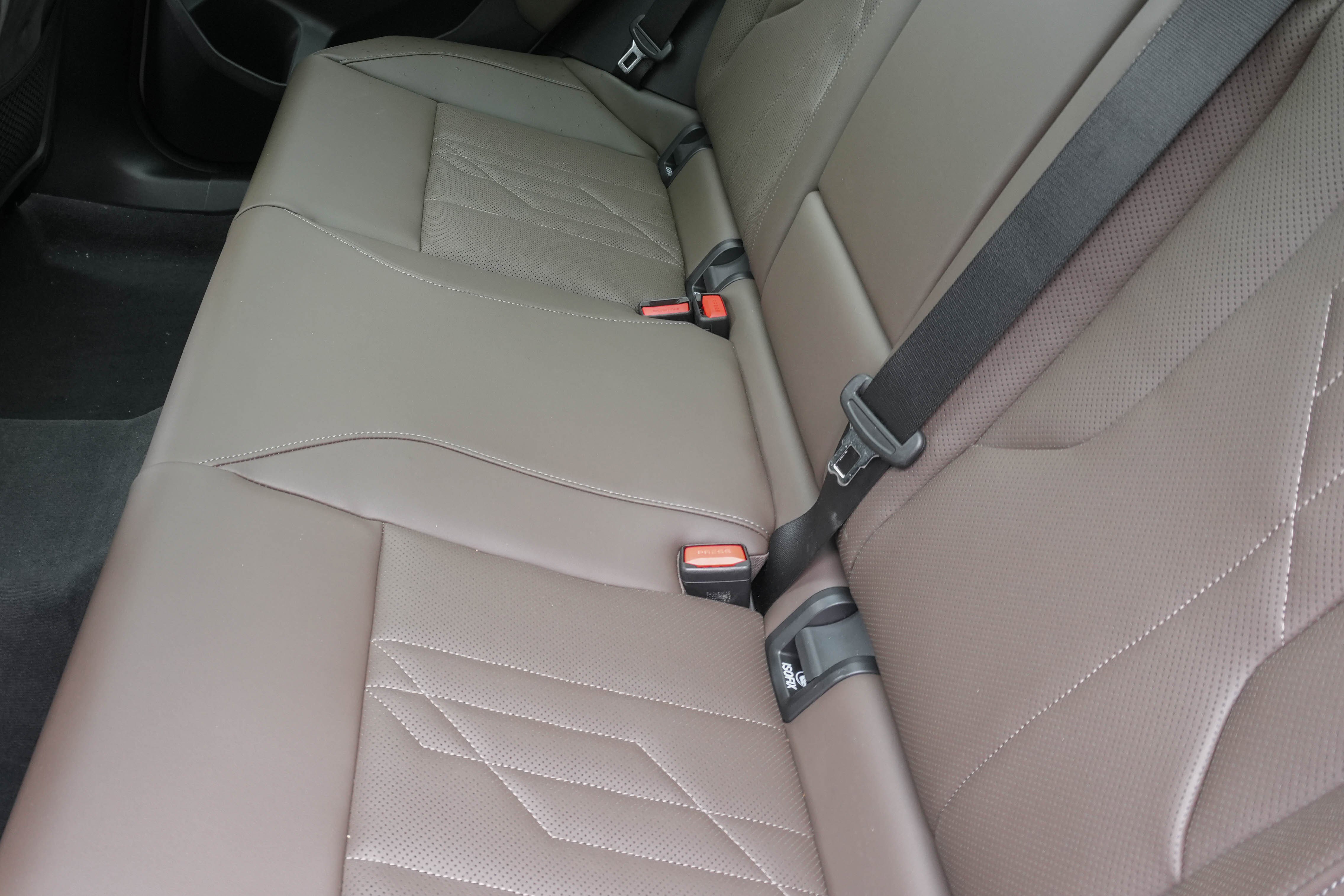 Certified 2025 BMW X3 M50 w/ Premium Package AWD/4WD image 32