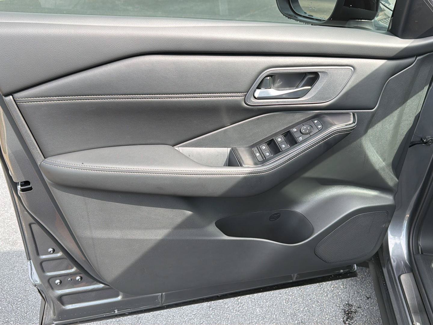 New 2026 Nissan Rogue Dark Armor FWD image 16