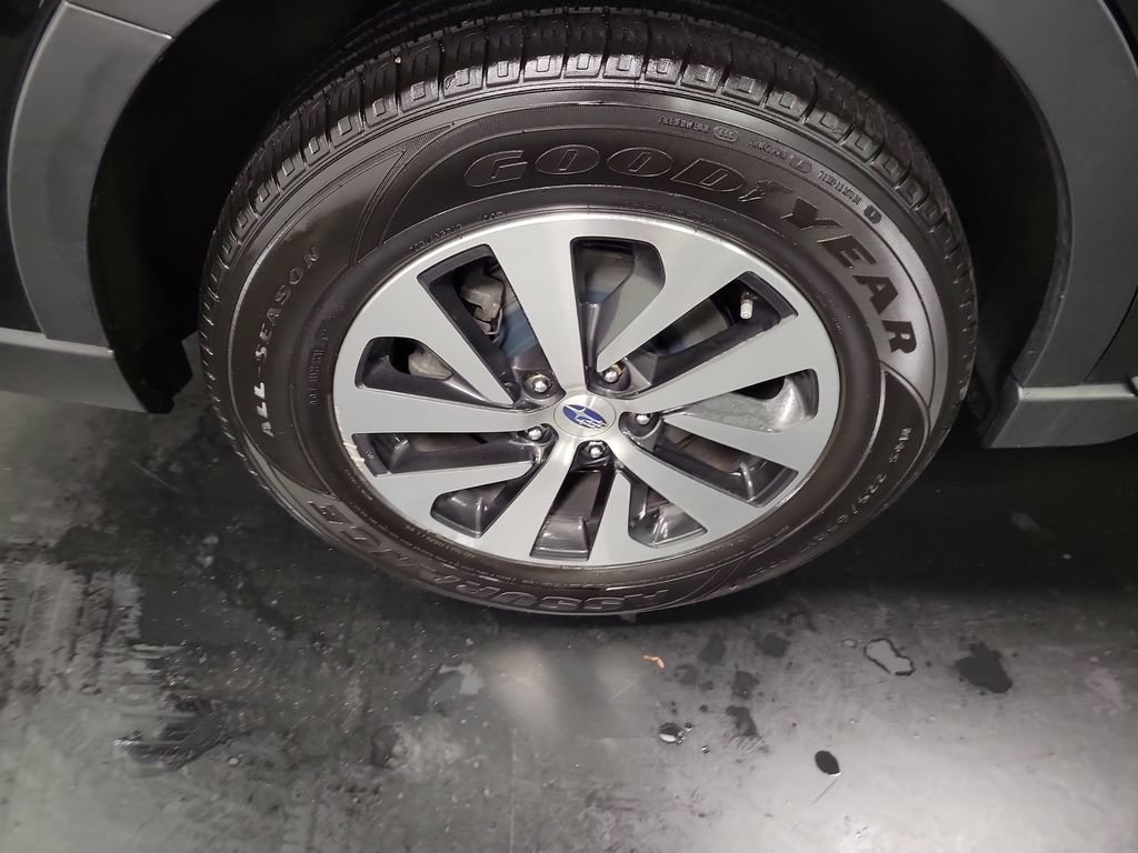 Used 2022 Subaru Outback Premium AWD/4WD image 11