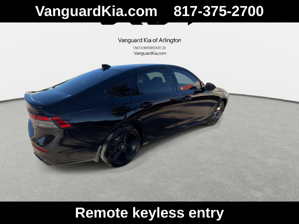 Used 2025 Honda Accord Sport image 9