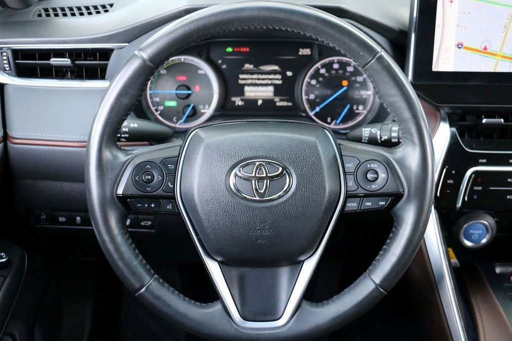 Used 2021 Toyota Venza Limited image 28