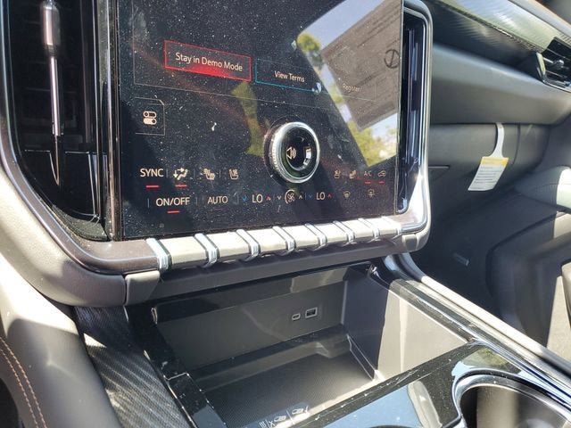 New 2026 GMC Yukon XL AT4 AWD/4WD image 23