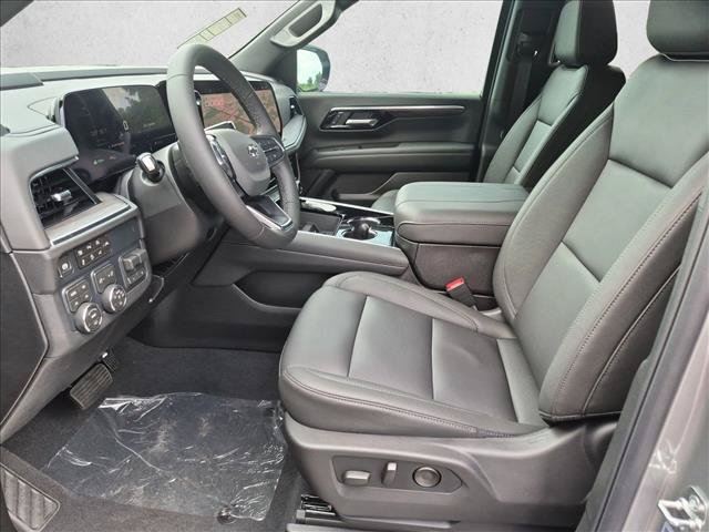 New 2026 Chevrolet Suburban Z71 w/ Z71 Off-Road Package AWD/4WD image 4