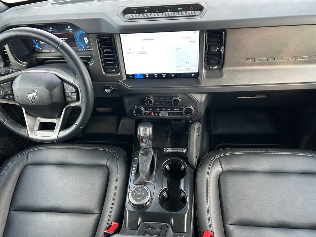 Used 2025 Ford Bronco Badlands AWD/4WD image 13