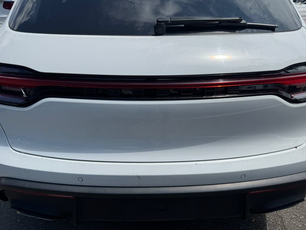 Used 2022 Porsche Macan AWD/4WD image 38
