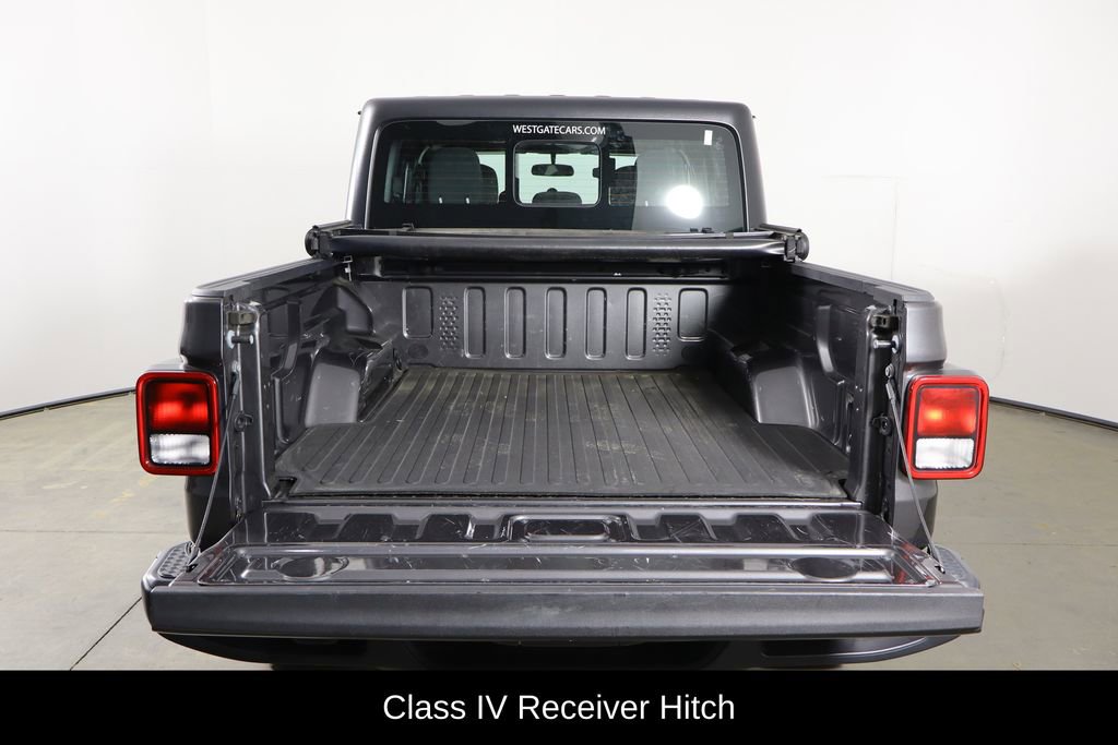 Used 2023 Jeep Gladiator Sport image 17