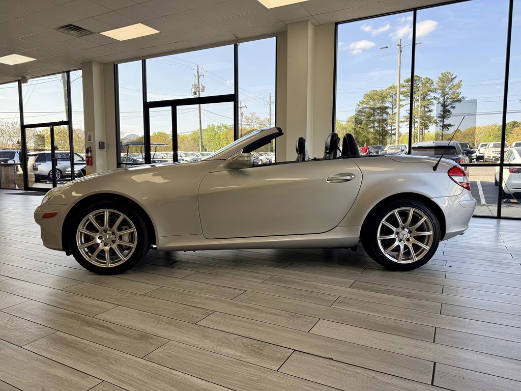 Used 2005 Mercedes-Benz SLK 350 image 4