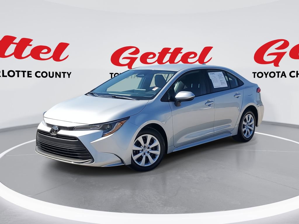 Certified 2024 Toyota Corolla LE image 1