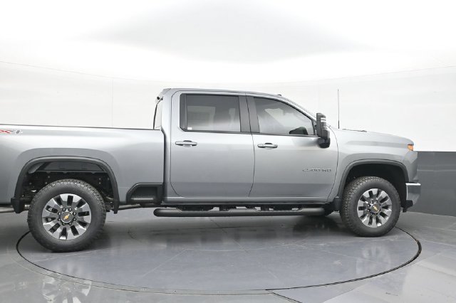 New 2026 Chevrolet Silverado 2500 LT w/ All Star Edition AWD/4WD image 12