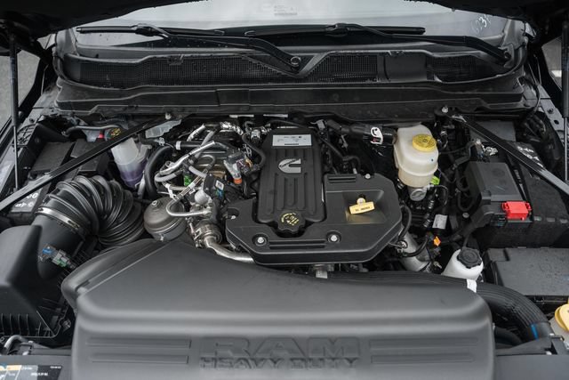 New 2026 RAM 3500 Laramie AWD/4WD image 29